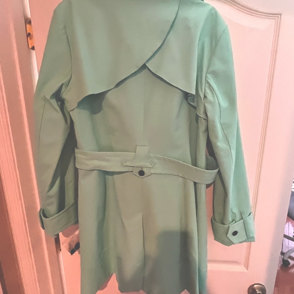 NEW New York and Company Rain Coat in beautiful mint green.  XL